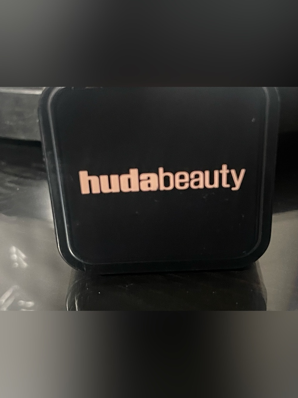 Huda Beauty Baby Bake in Banana Bread